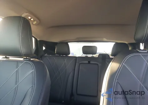 2024 Ford Mustang Mach-E Select z USA, uszkodzony, nr VIN 3FMTK1SU3RMA38826